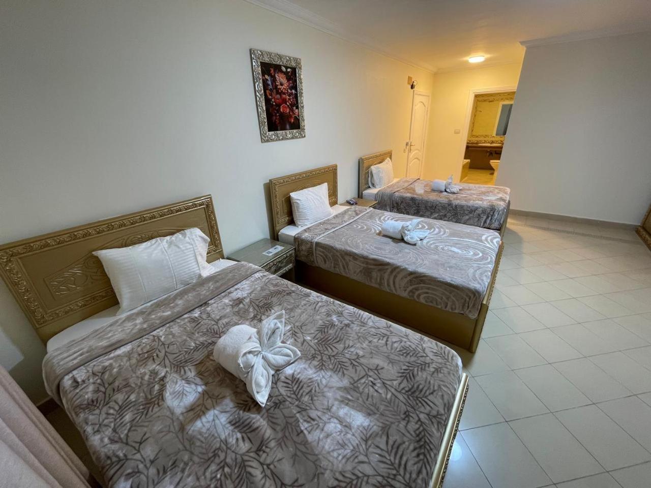 Afnan Cairo Airport Apartment Bagian luar foto