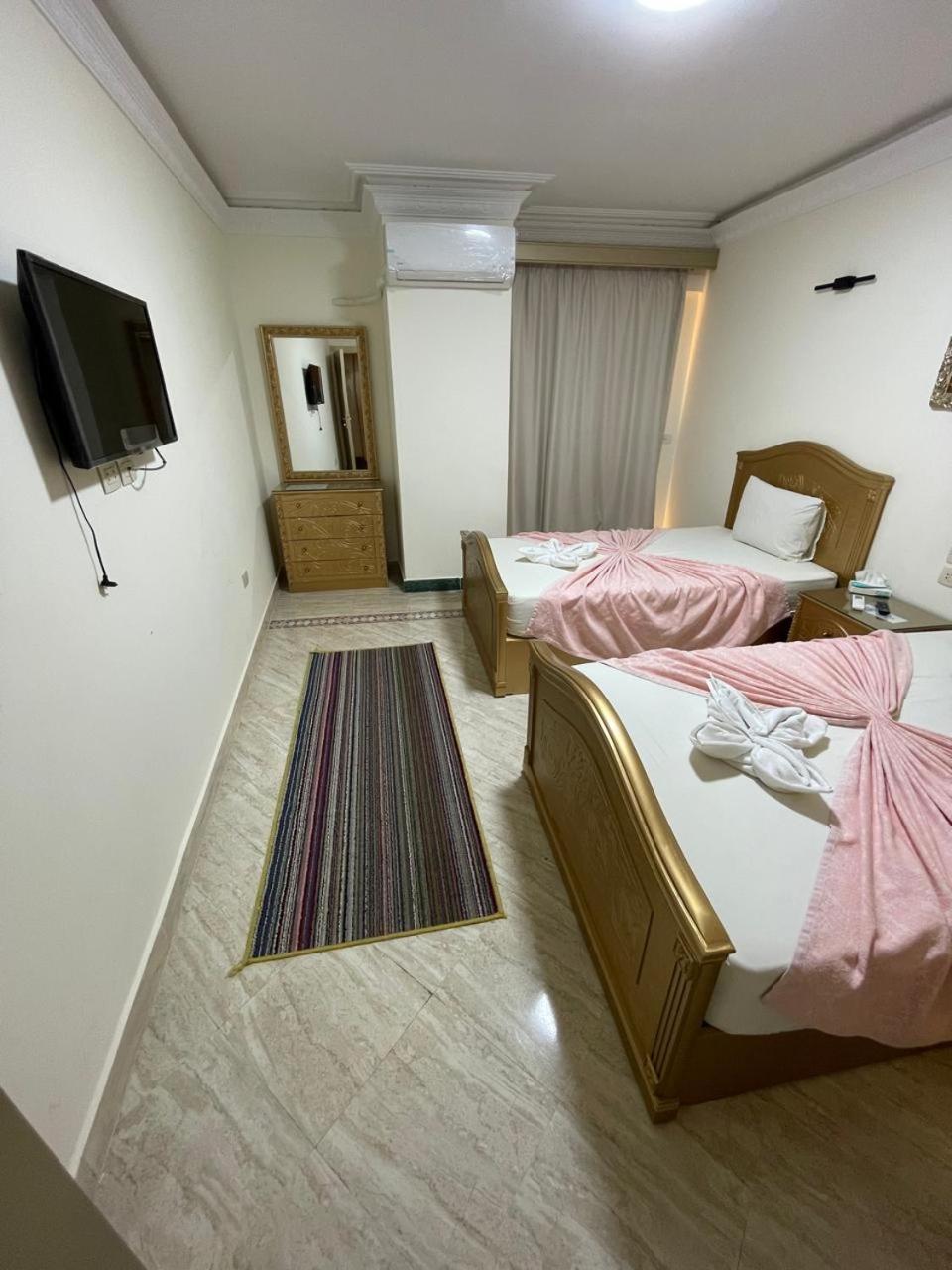 Afnan Cairo Airport Apartment Bagian luar foto